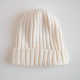 Carica l'immagine nel visualizzatore della galleria, Cappello in lana a costa inglese - Latte