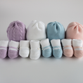 Carica l'immagine nel visualizzatore della galleria, Scarpine culla in cotone Little Bear
