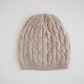 Carica l'immagine nel visualizzatore della galleria, Cappello in lana cardata a trecce
