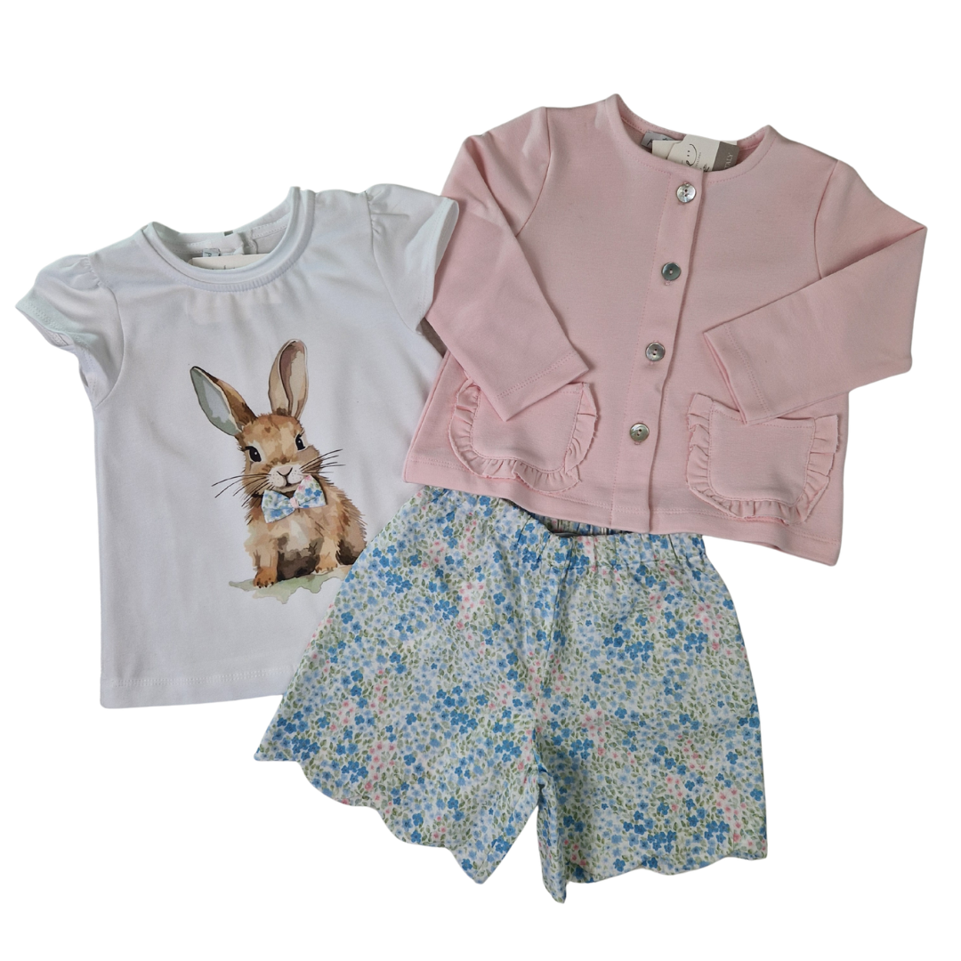 Bunny Charm T-Shirt, Pantaloncini & Cardigan